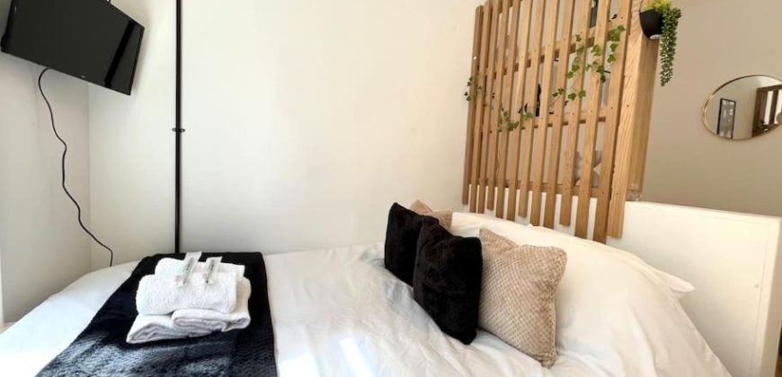 St John’s Road, BH5