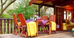 The Cabin at The Oaks